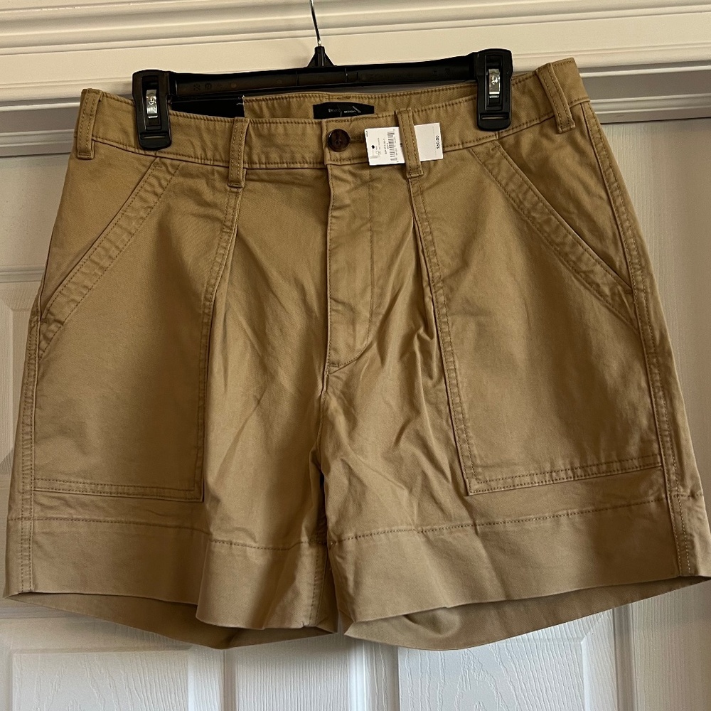 Banana Republic Chino Utility Shorts NWT